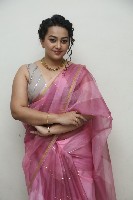 Ester Noronha Pictures